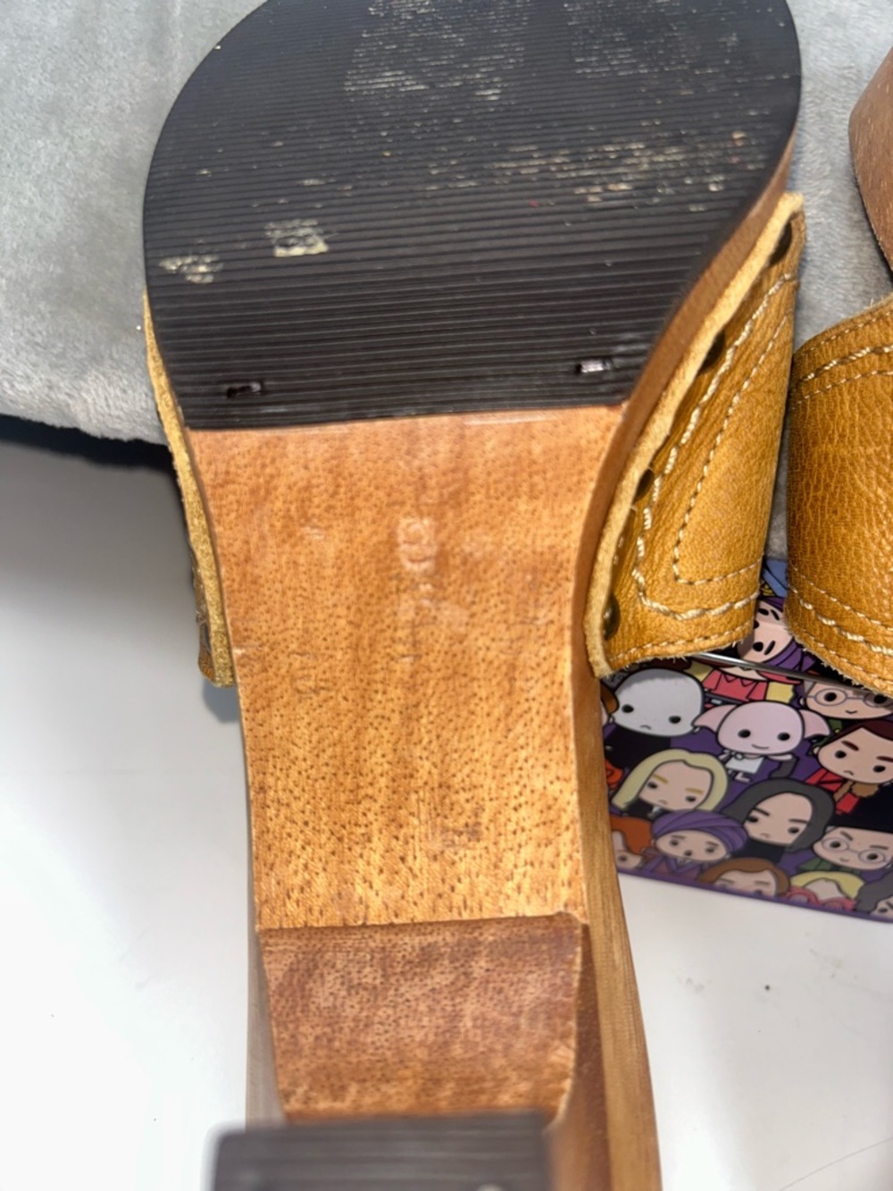 MIA Tan Leather Platform Thong Mules - Picture 5 of 8